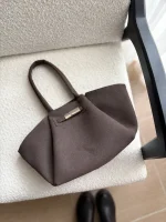 کیف ونوس 980498
